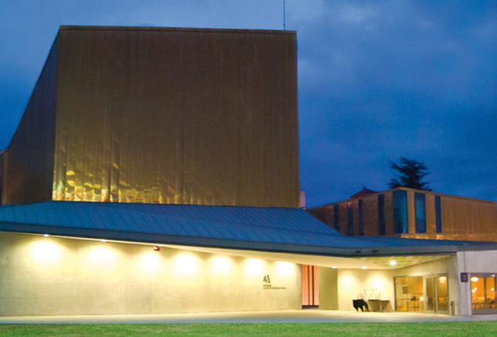 ROVASI éclaire le centre culturel l'Atlàntida à Vic.