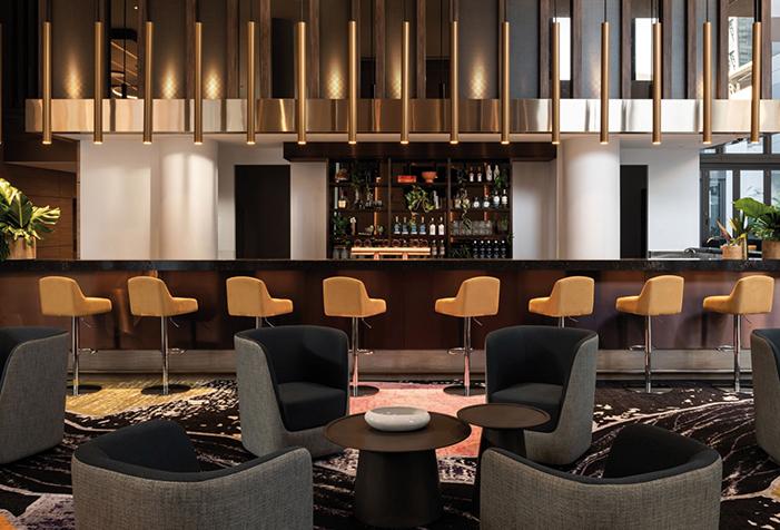 ROVASI ilumina el bar del hotel Accor and NV Fragrance Group’s de Perth, Australia.