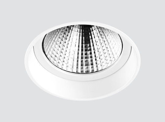 Trimless appearance recessed downlight with facetted reflector F101VTN