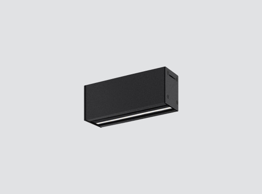 IP66 IK10 Wall-mounted linear luminaire with optics F63DSX