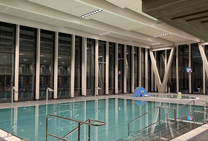 SUPER en la piscina Louka en Znojmo , República Checa